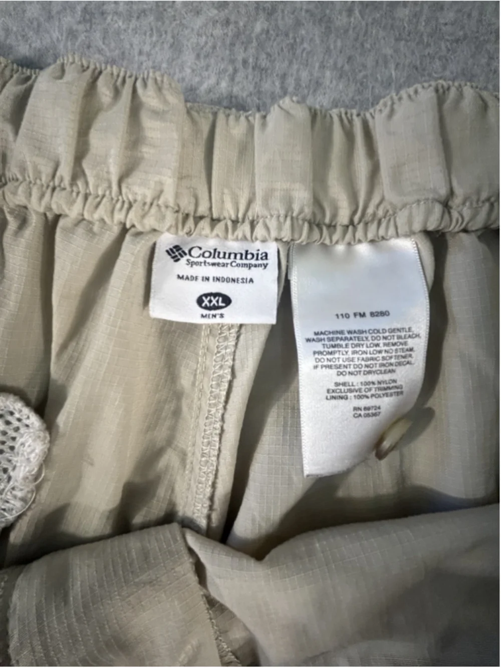Columbia PFG Men’s XXL Khaki Nylon Cargo Fishing Shorts Elastic Waist FM8280